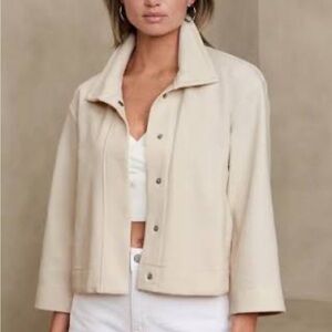Banana Republic Women's Cream Boucle Knit Jacket